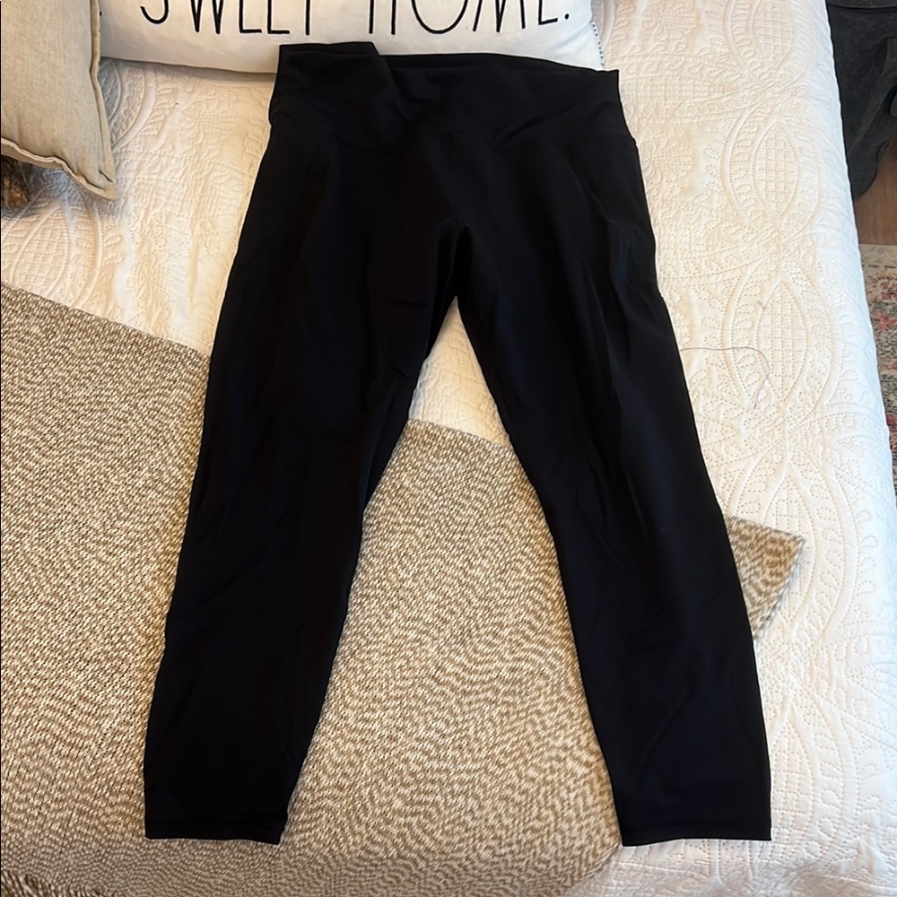 Mono B Black Leggings Tapered Stretchy Activewear